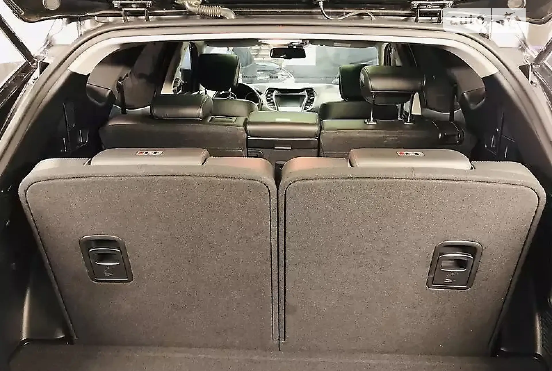 2013 Hyundai Santa Fe - мініатюра 15