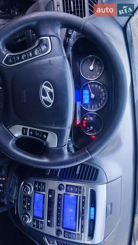 Внедорожник / Кроссовер Hyundai Santa FE 2010 в Коломые