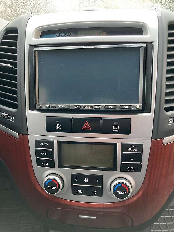 Позашляховик / Кросовер Hyundai Santa FE 2007 в Броварах фото 15 Позашляховик / Кросовер Hyundai Santa FE 2007 в Броварах