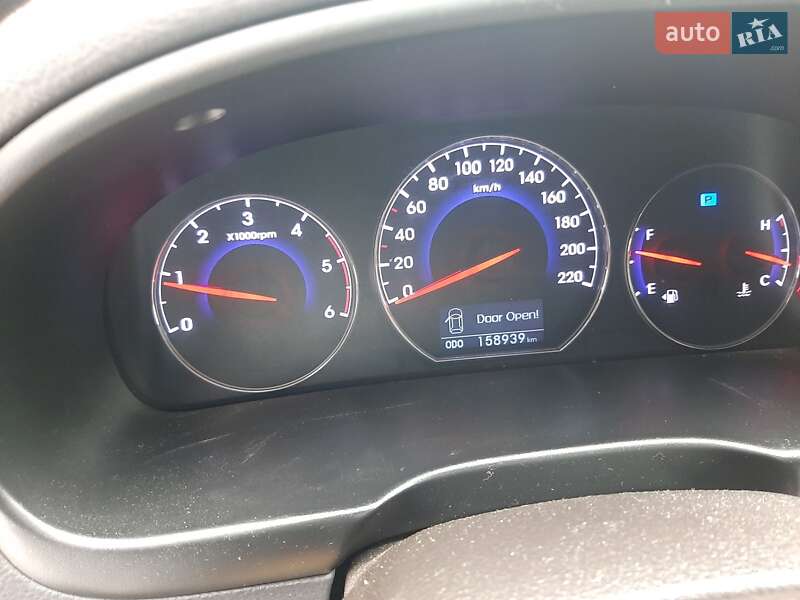 Позашляховик / Кросовер Hyundai Santa FE 2011 в Кам'янець-Подільському