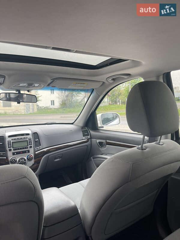 Позашляховик / Кросовер Hyundai Santa FE 2011 в Дніпрі