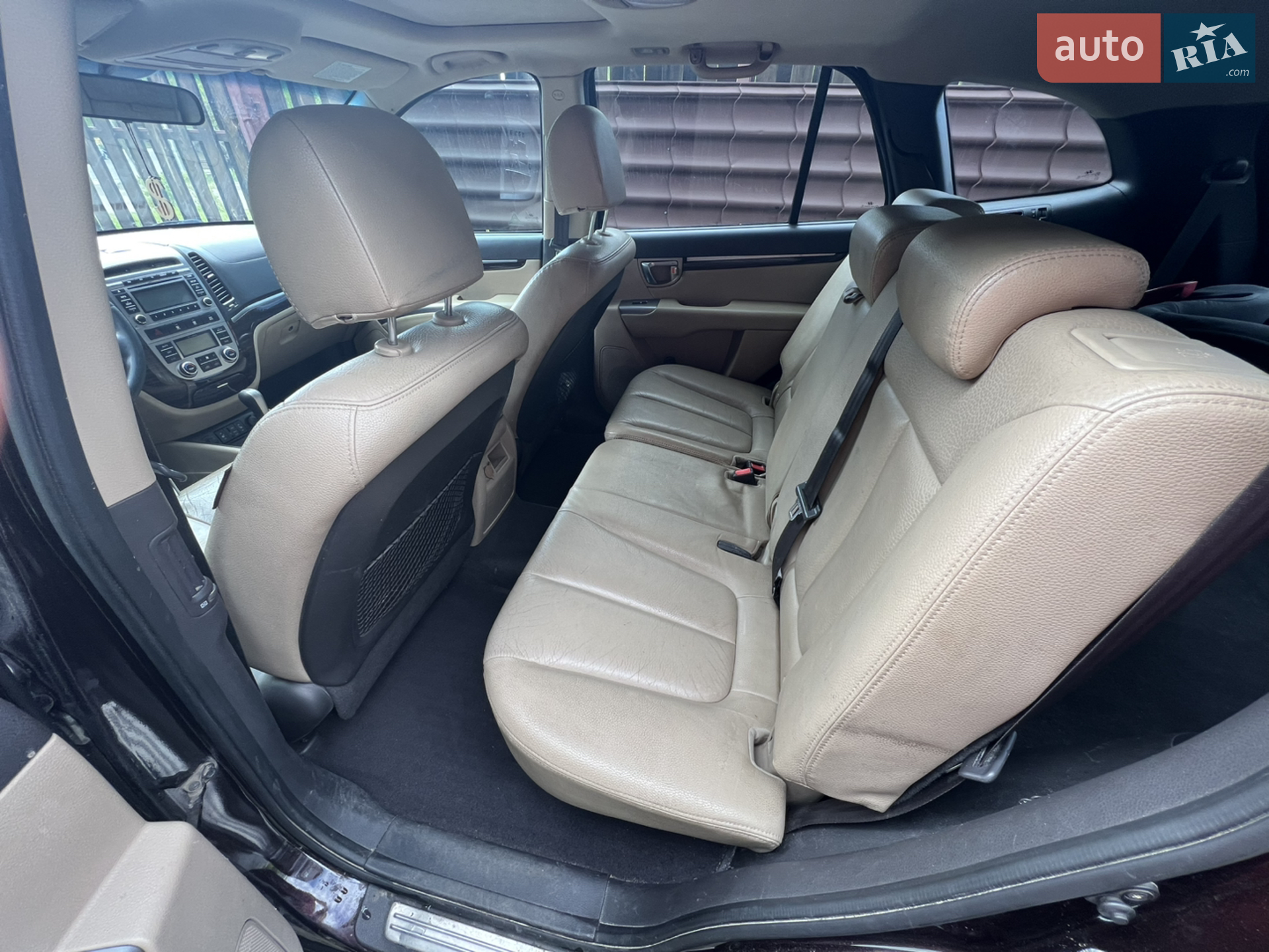 2010 Hyundai Santa Fe - мініатюра 25