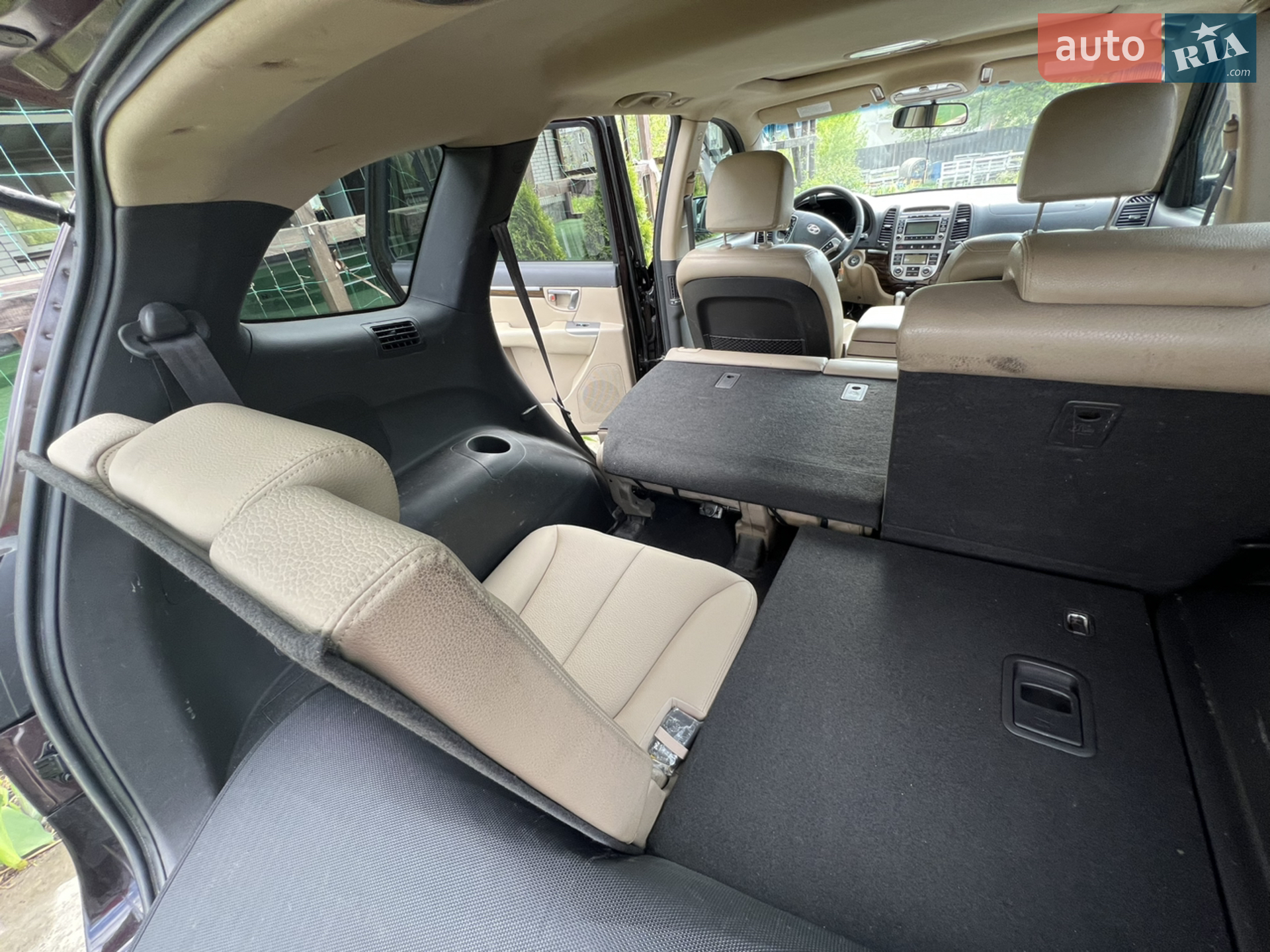 2010 Hyundai Santa Fe - мініатюра 31