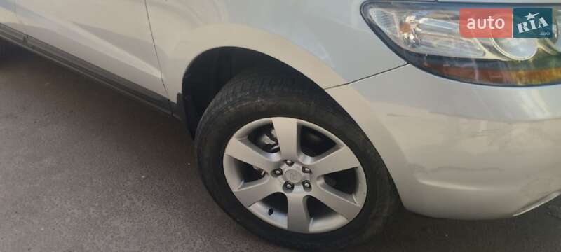 Внедорожник / Кроссовер Hyundai Santa FE 2009 в Житомире