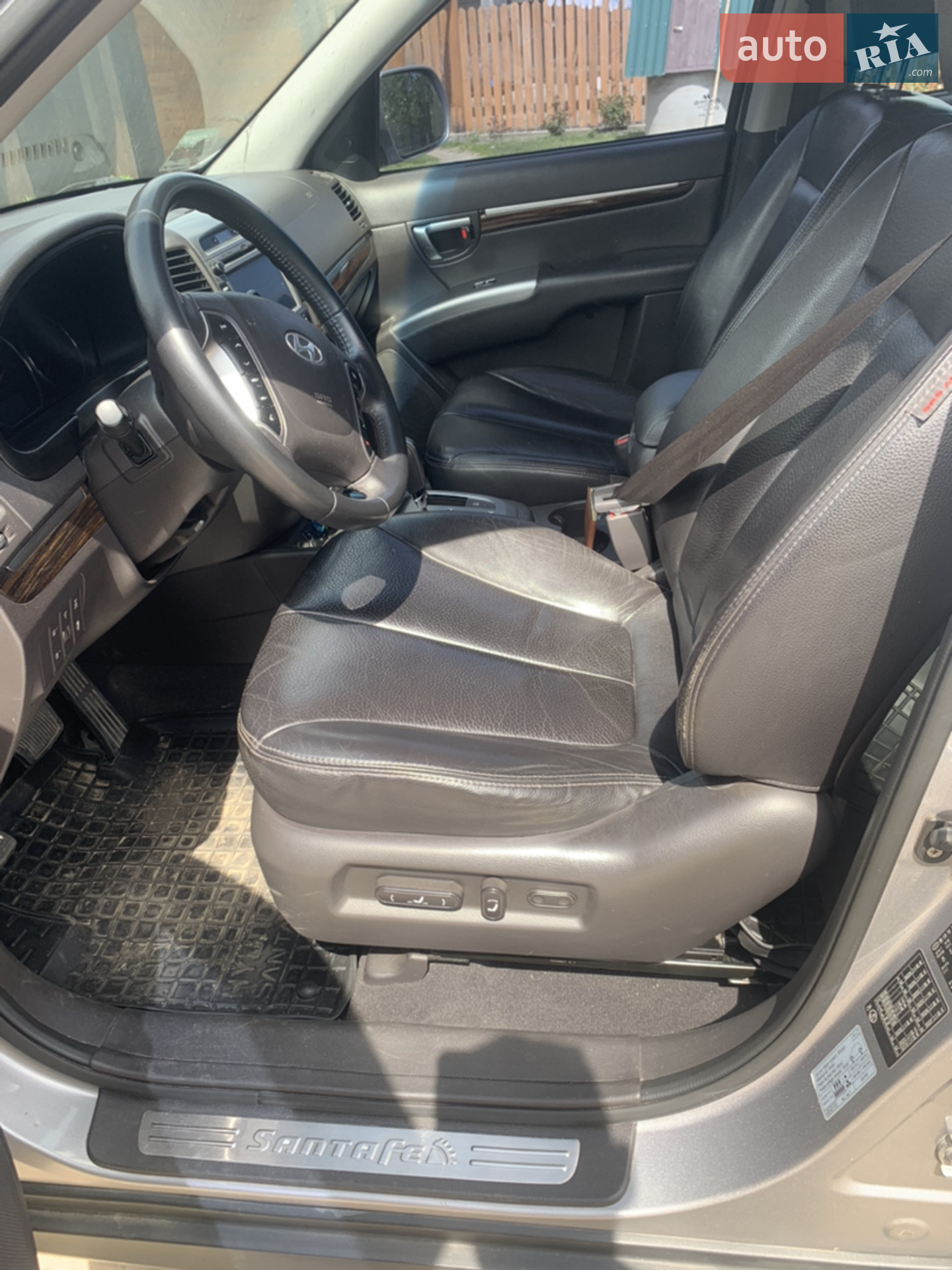2011 Hyundai Santa Fe - мініатюра 12