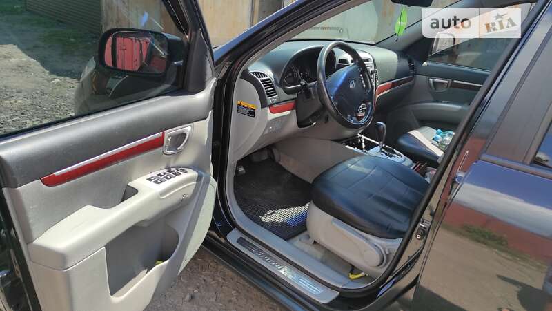 Внедорожник / Кроссовер Hyundai Santa FE 2006 в Ровно