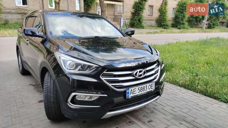 Позашляховик / Кросовер Hyundai Santa FE 2016 в Кривому Розі