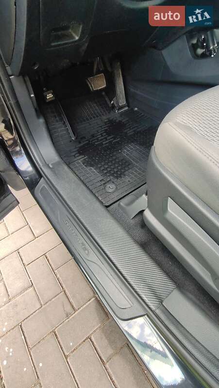 Позашляховик / Кросовер Hyundai Santa FE 2016 в Кривому Розі