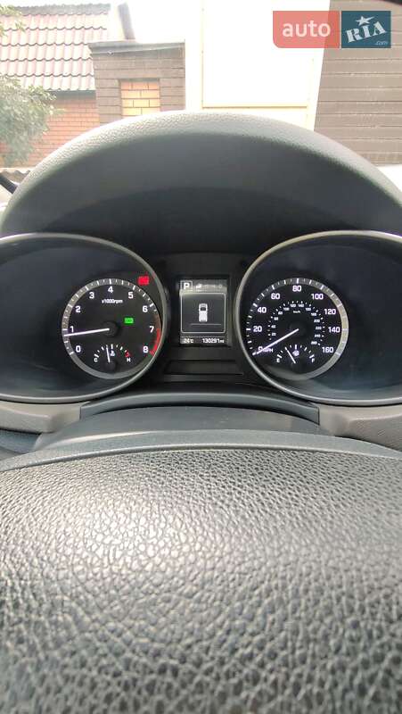 Позашляховик / Кросовер Hyundai Santa FE 2016 в Кривому Розі