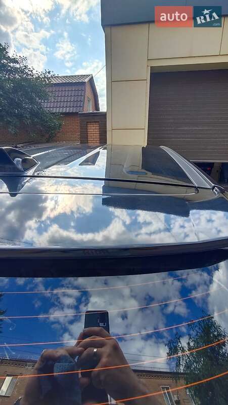 Позашляховик / Кросовер Hyundai Santa FE 2016 в Кривому Розі