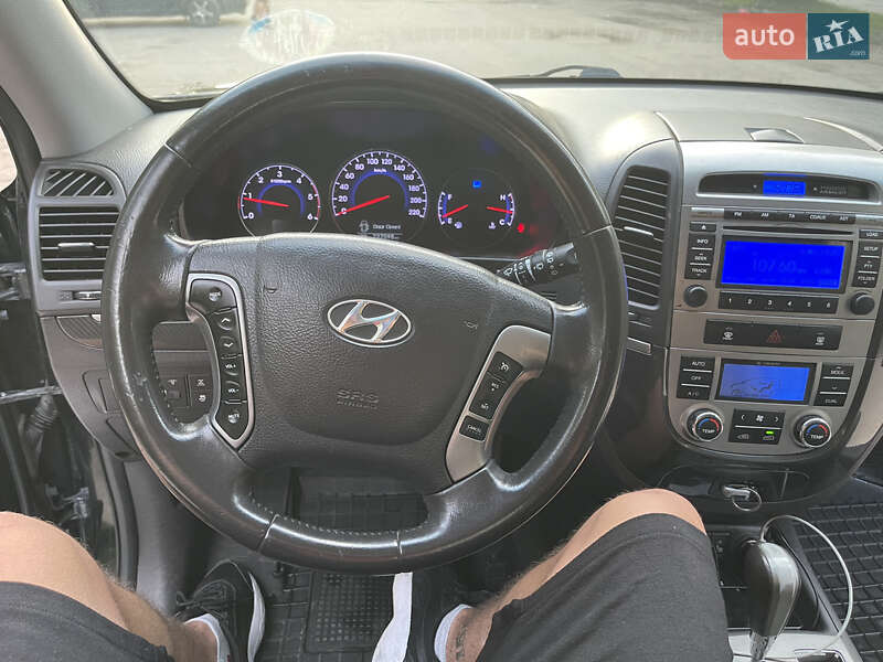 Внедорожник / Кроссовер Hyundai Santa FE 2011 в Тернополе