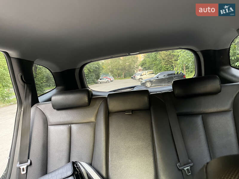 Внедорожник / Кроссовер Hyundai Santa FE 2011 в Тернополе