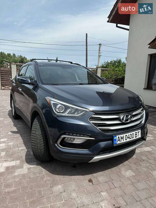 Позашляховик / Кросовер Hyundai Santa FE 2017 в Житомирі