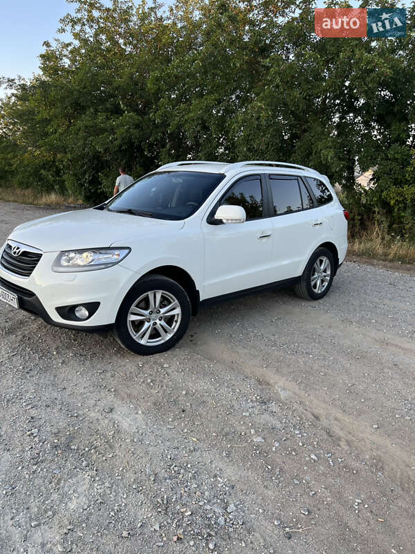 Позашляховик / Кросовер Hyundai Santa FE 2010 в Тростянці фото 14 Позашляховик / Кросовер Hyundai Santa FE 2010 в Тростянці