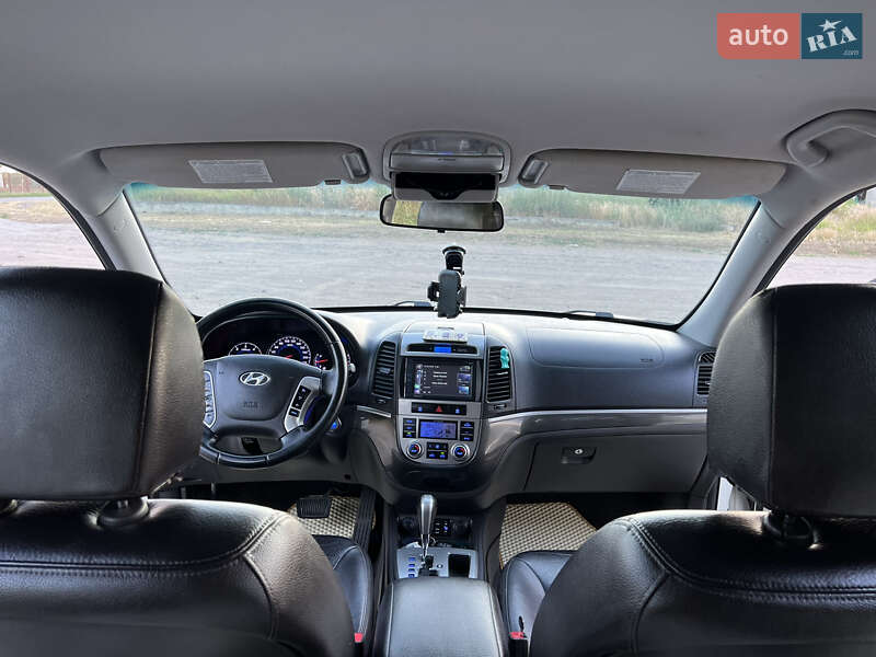 Позашляховик / Кросовер Hyundai Santa FE 2010 в Тростянці фото 47 Позашляховик / Кросовер Hyundai Santa FE 2010 в Тростянці