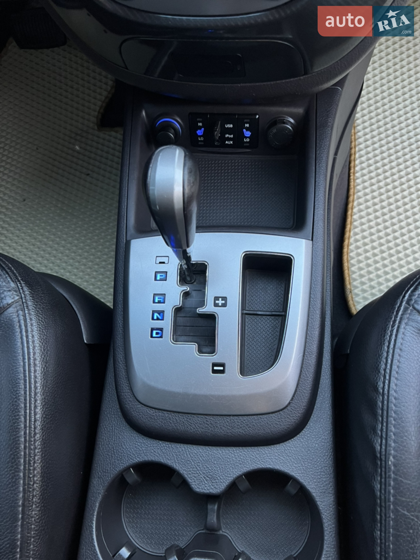 2010 Hyundai Santa Fe - мініатюра 58