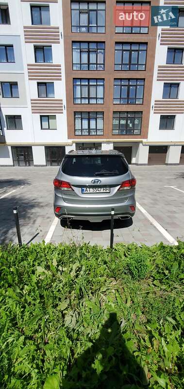 Внедорожник / Кроссовер Hyundai Santa FE 2016 в Ивано-Франковске