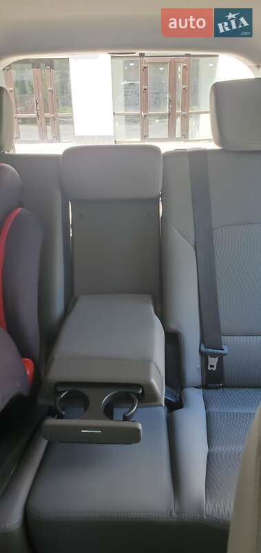 Внедорожник / Кроссовер Hyundai Santa FE 2016 в Ивано-Франковске