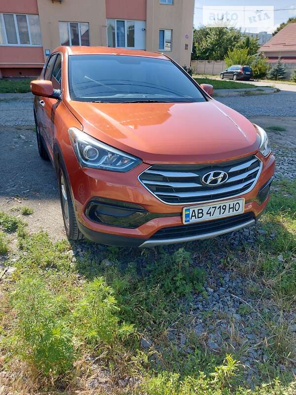 Позашляховик / Кросовер Hyundai Santa FE 2015 в Вінниці
