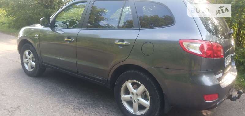 Внедорожник / Кроссовер Hyundai Santa FE 2007 в Черновцах
