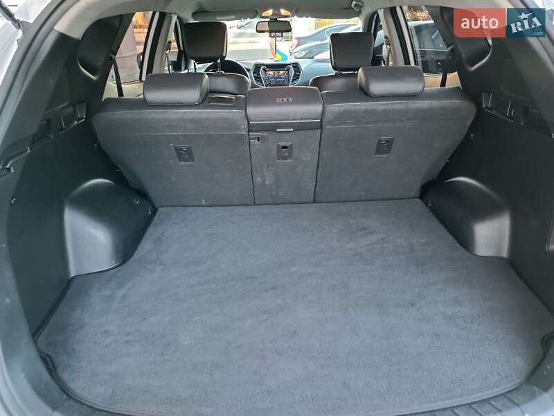 Позашляховик / Кросовер Hyundai Santa FE 2013 в Одесі