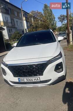 Внедорожник / Кроссовер Hyundai Santa FE 2020 в Николаеве