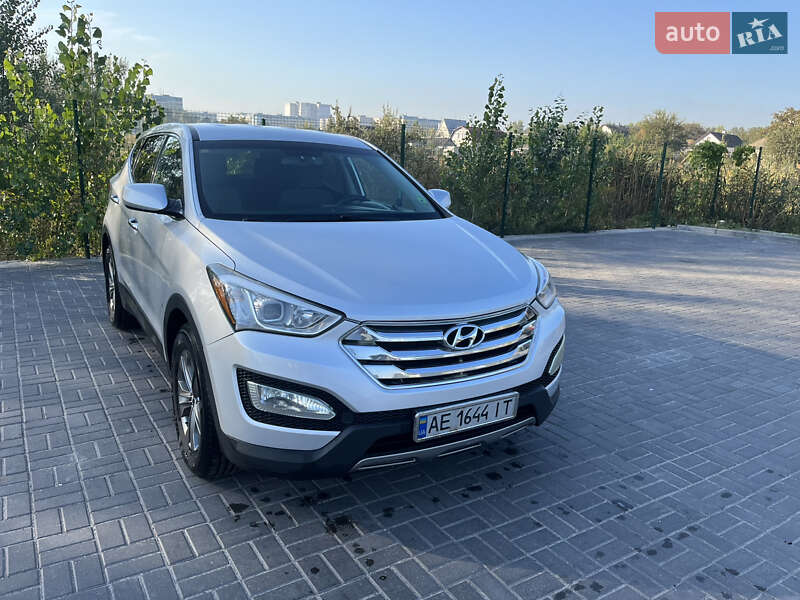 Внедорожник / Кроссовер Hyundai Santa FE 2014 в Днепре