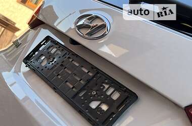 Внедорожник / Кроссовер Hyundai Santa FE 2013 в 