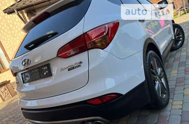 Внедорожник / Кроссовер Hyundai Santa FE 2013 в 