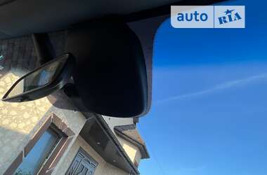 Внедорожник / Кроссовер Hyundai Santa FE 2013 в 