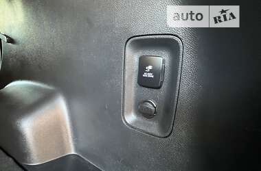 Внедорожник / Кроссовер Hyundai Santa FE 2013 в 