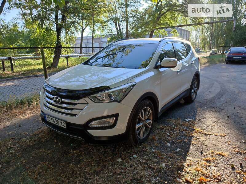 Внедорожник / Кроссовер Hyundai Santa FE 2013 в Кривом Роге