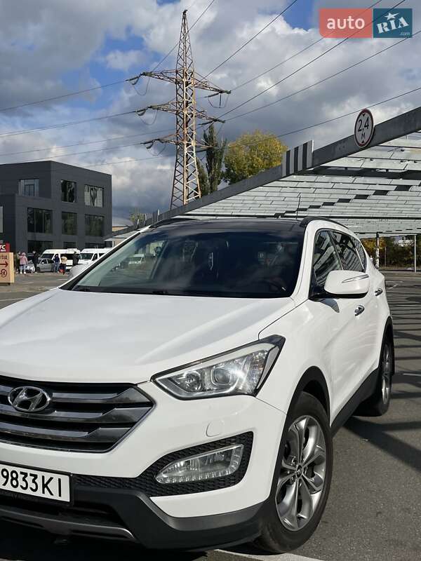 Позашляховик / Кросовер Hyundai Santa FE 2013 в Києві