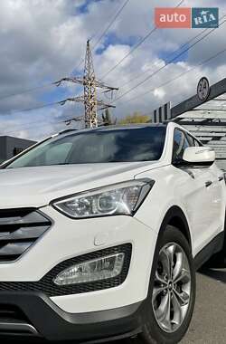 Внедорожник / Кроссовер Hyundai Santa FE 2013 в Киеве