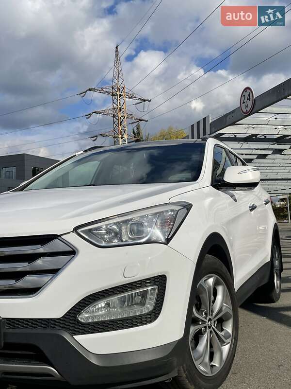 Позашляховик / Кросовер Hyundai Santa FE 2013 в Києві