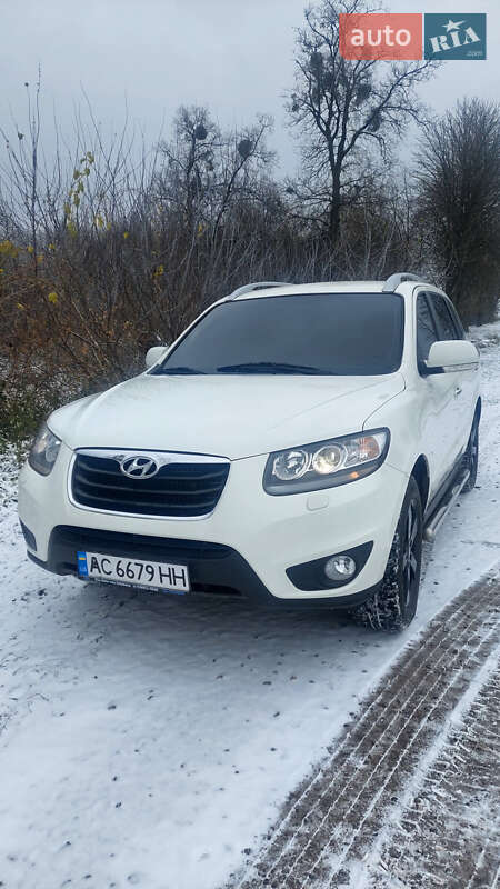 Позашляховик / Кросовер Hyundai Santa FE 2010 в Нововолинську