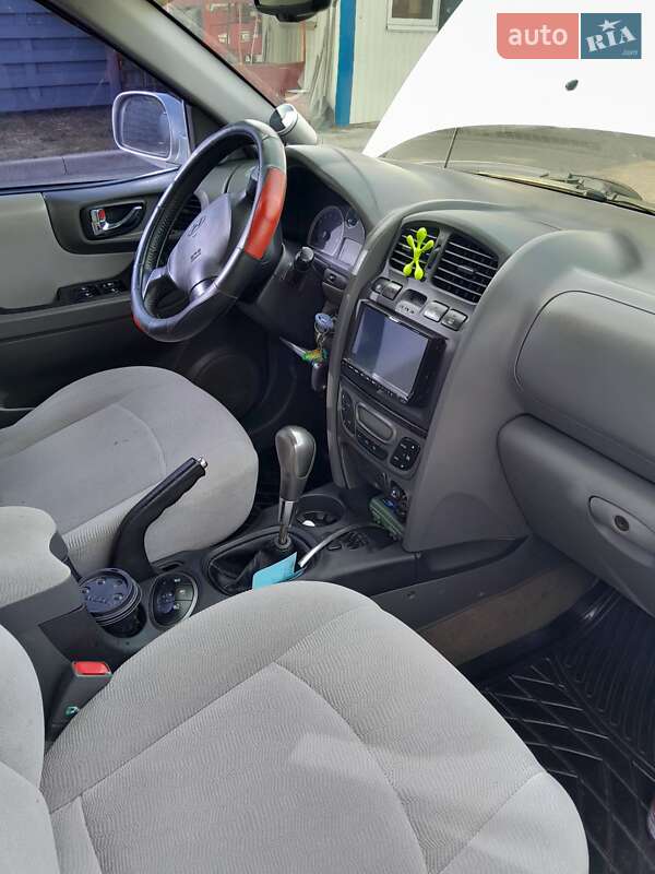 Позашляховик / Кросовер Hyundai Santa FE 2006 в Богуславі