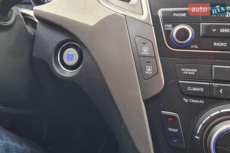 Внедорожник / Кроссовер Hyundai Santa FE 2017 в Днепре