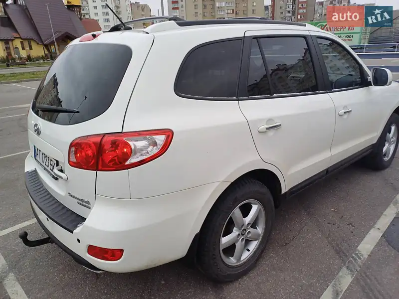 Hyundai Santa FE