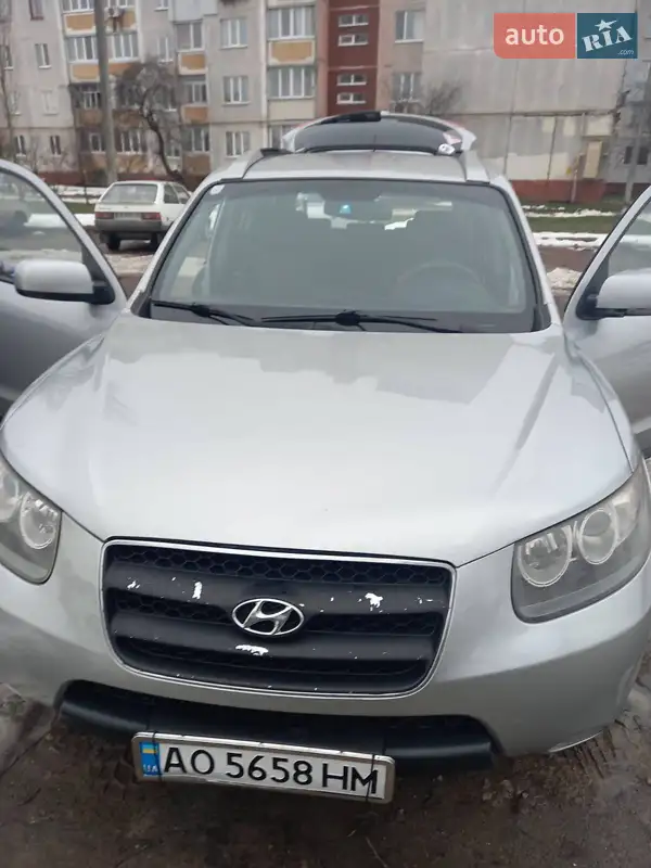 Hyundai Santa FE