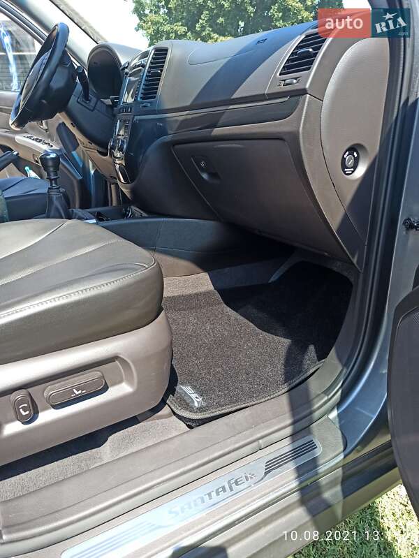 Позашляховик / Кросовер Hyundai Santa FE 2012 в Броварах
