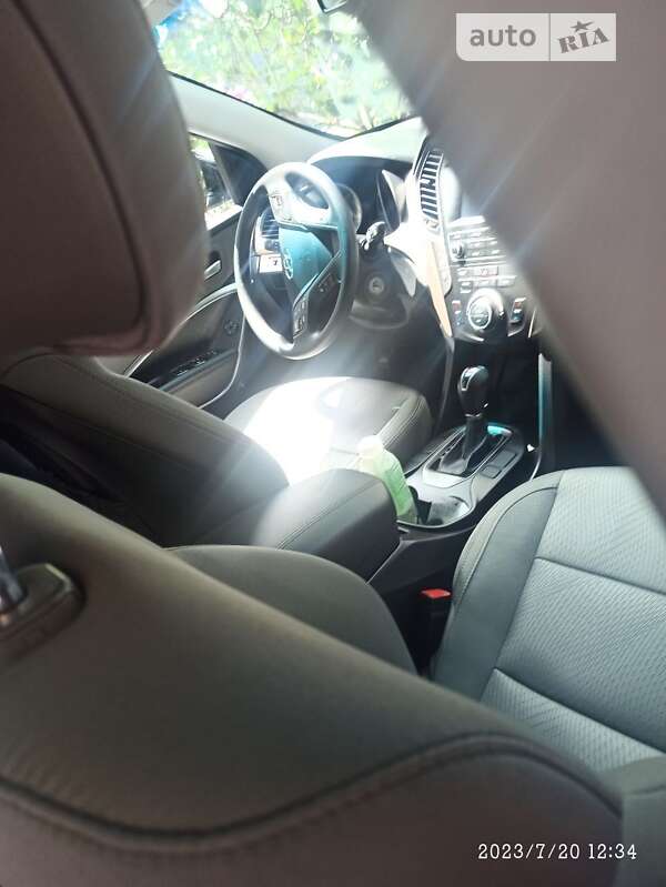 Внедорожник / Кроссовер Hyundai Santa FE 2016 в Одессе