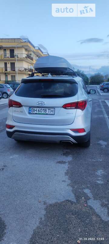 Внедорожник / Кроссовер Hyundai Santa FE 2016 в Одессе