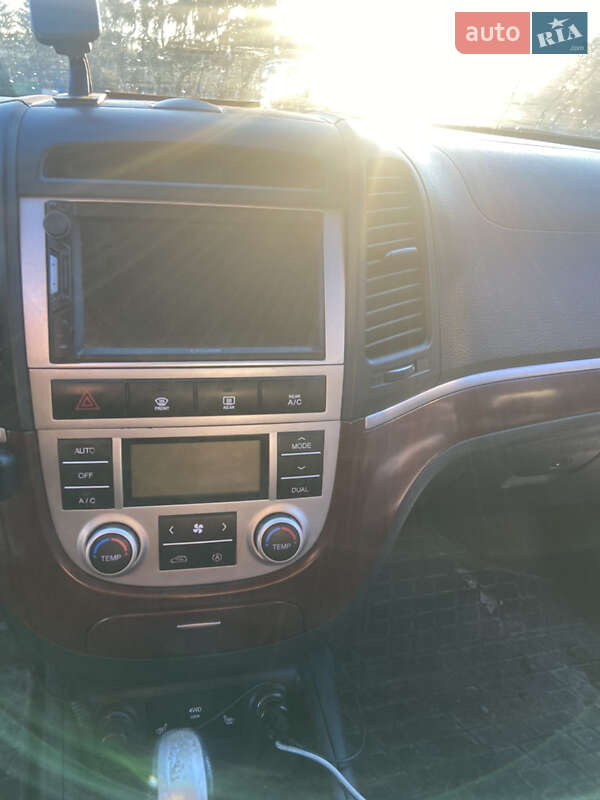 Позашляховик / Кросовер Hyundai Santa FE 2008 в Луцьку фото 15 Позашляховик / Кросовер Hyundai Santa FE 2008 в Луцьку