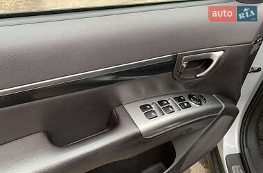 Внедорожник / Кроссовер Hyundai Santa FE 2010 в Коломые