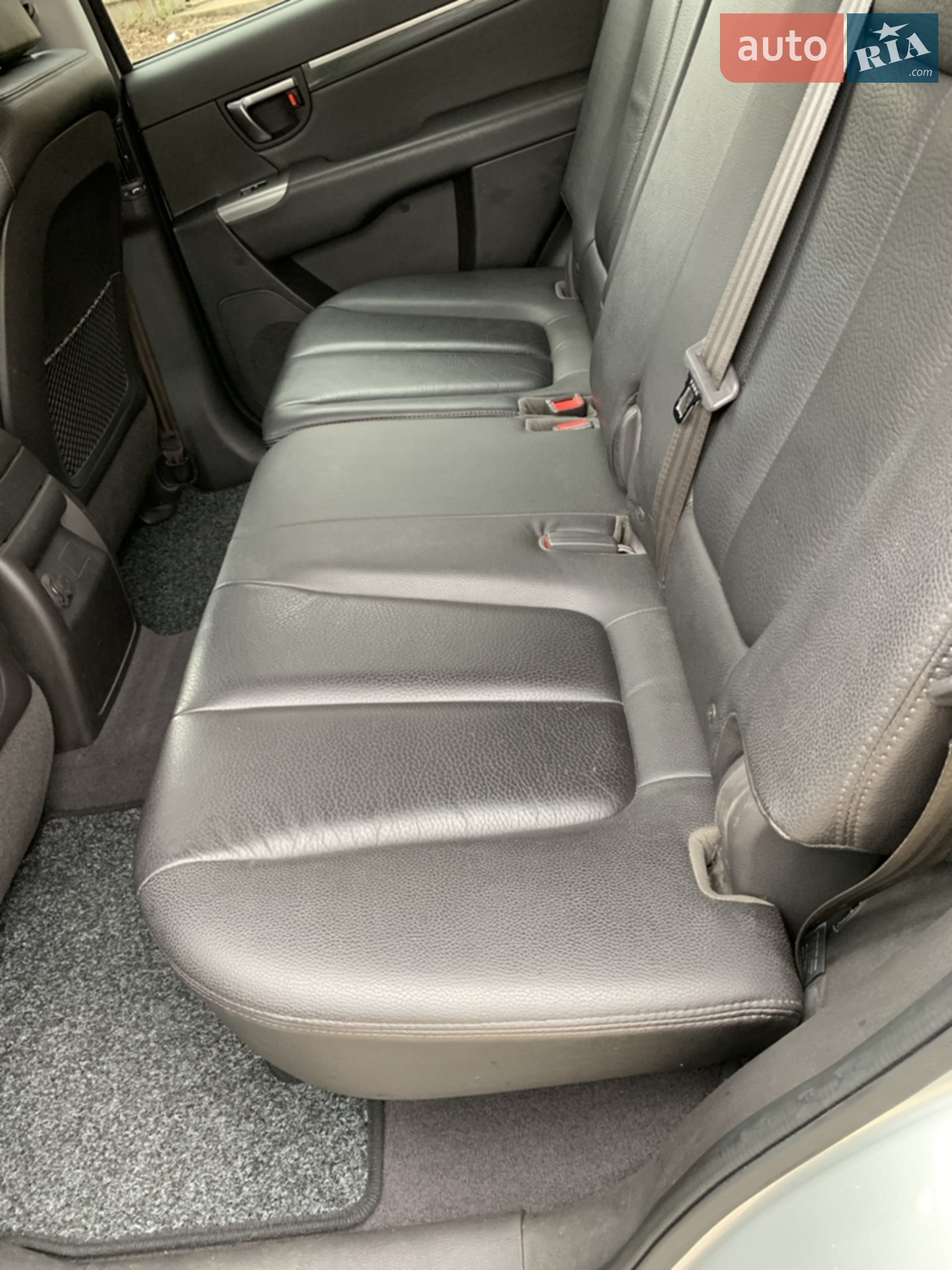 2010 Hyundai Santa Fe - мініатюра 19