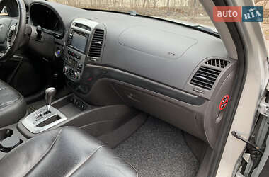 Внедорожник / Кроссовер Hyundai Santa FE 2010 в Коломые