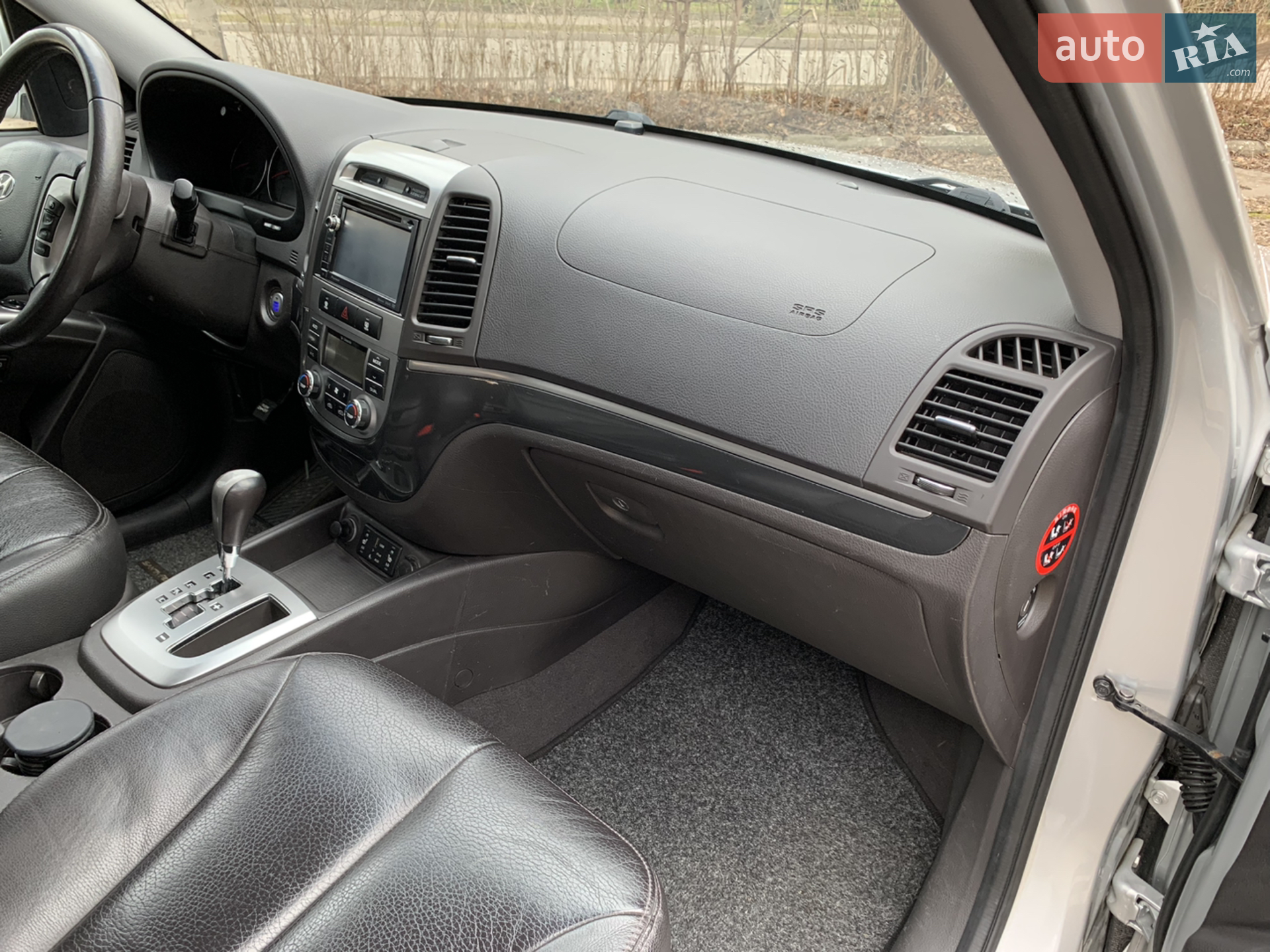 2010 Hyundai Santa Fe - мініатюра 23