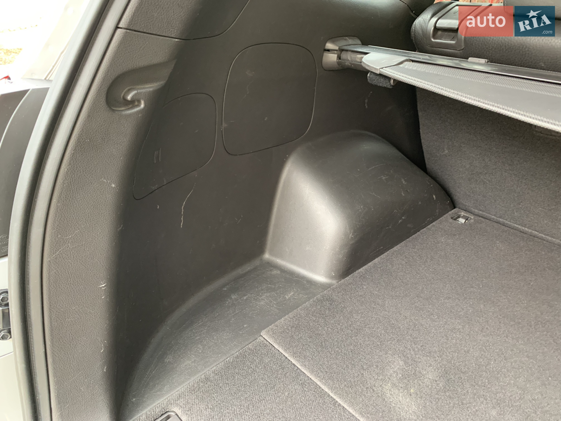 2010 Hyundai Santa Fe - мініатюра 35