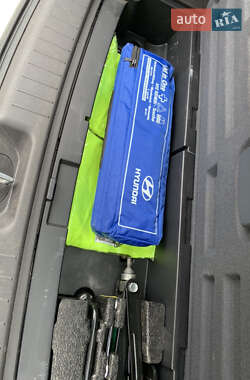 Внедорожник / Кроссовер Hyundai Santa FE 2010 в Коломые